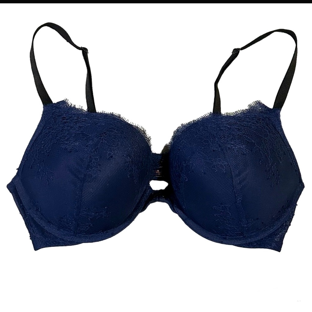 Victoria’s Secret Bombshell Bra